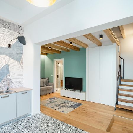 Casanostra Apartments Триест Экстерьер фото